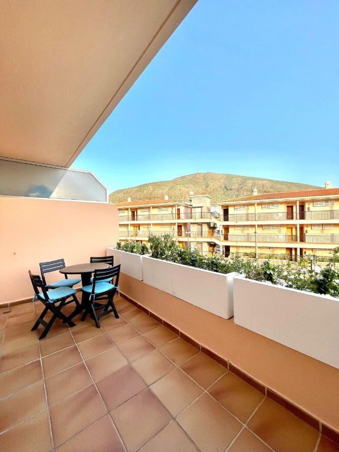 Los Seres - Relaxing Apartment With Pool Los Cristianos  Exterior photo